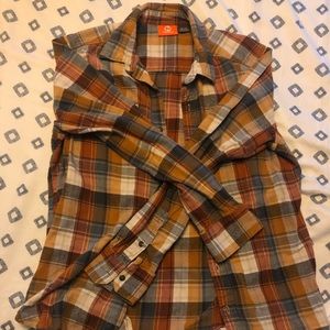 Rust and blue flannel size Men’s M by Merrell.
